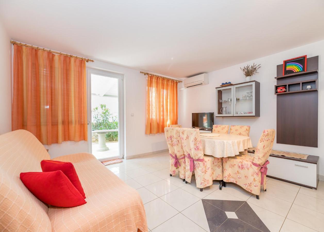 Apartments Ljubica Garden Baška Dış mekan fotoğraf